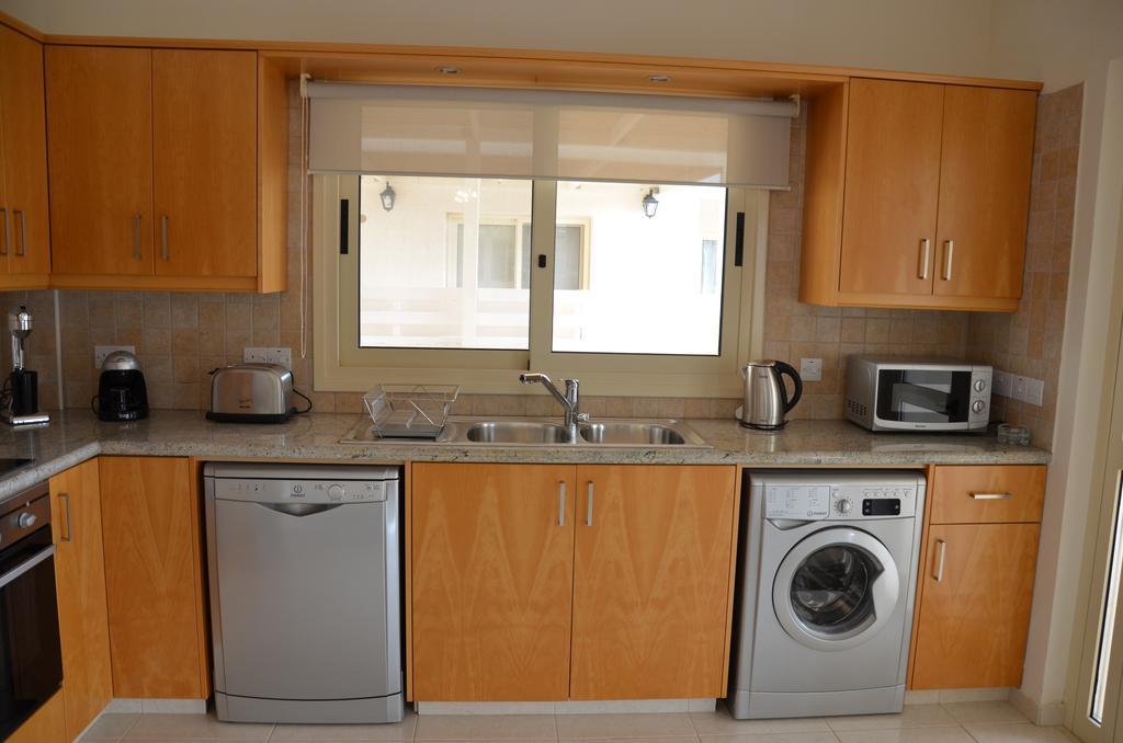 Anthorina Villa 2 โปรทาราส ภายนอก รูปภาพ